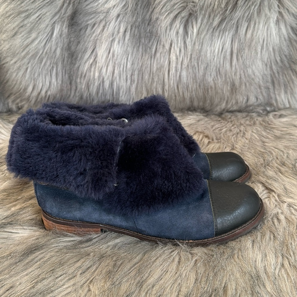 PRICE FIRM Matt Bernson Button Up Sherpa Boots Size 8